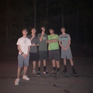 Meet your Posher, Axton